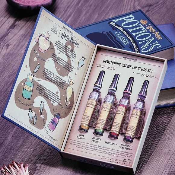 Harry Potter Full Set by SheGlam - Picture 5 of 7